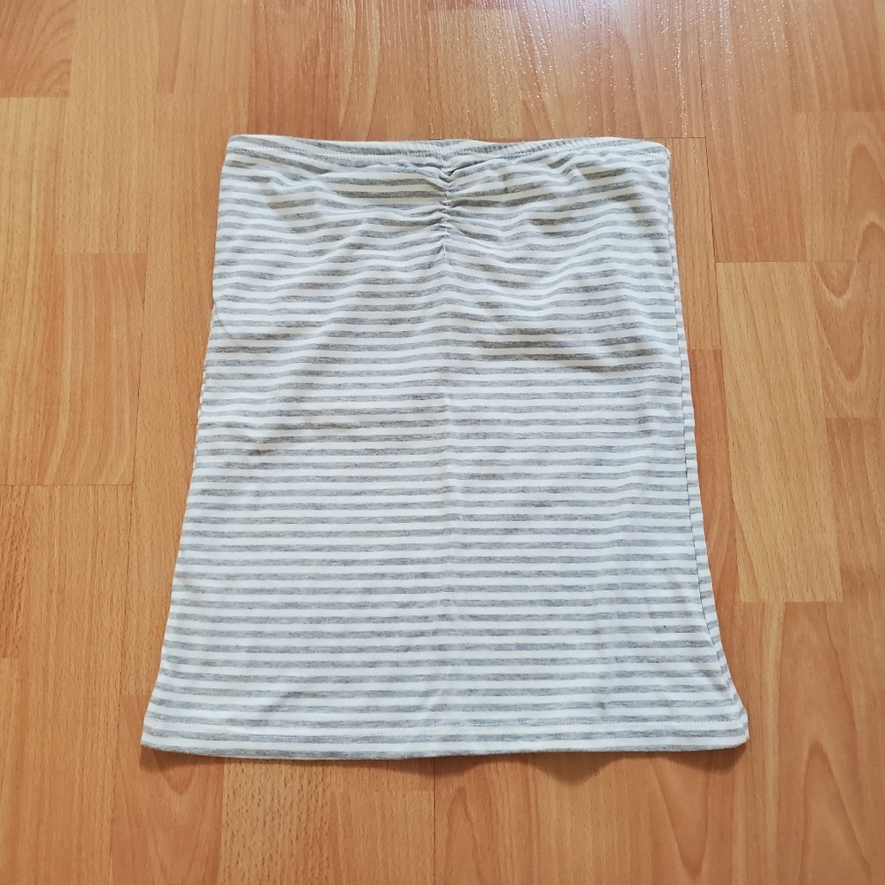 y2k Grey and white Striped tube top xs/s